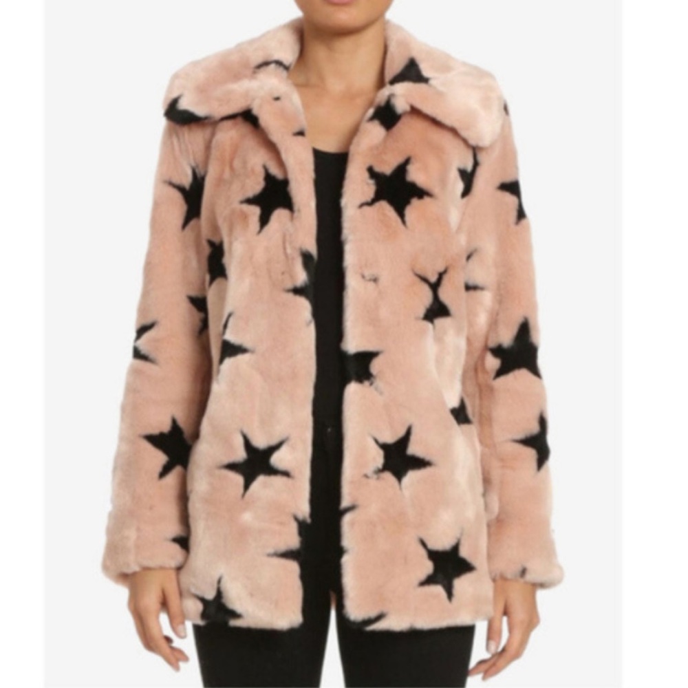 Blush pink star fur coat w/ hood *LOWEST PRICE*